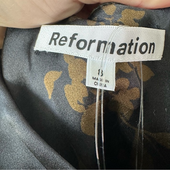 REFORMATION Annabelle Silk Dress in Night Garden SZ US 8 - Picture 7 of 7